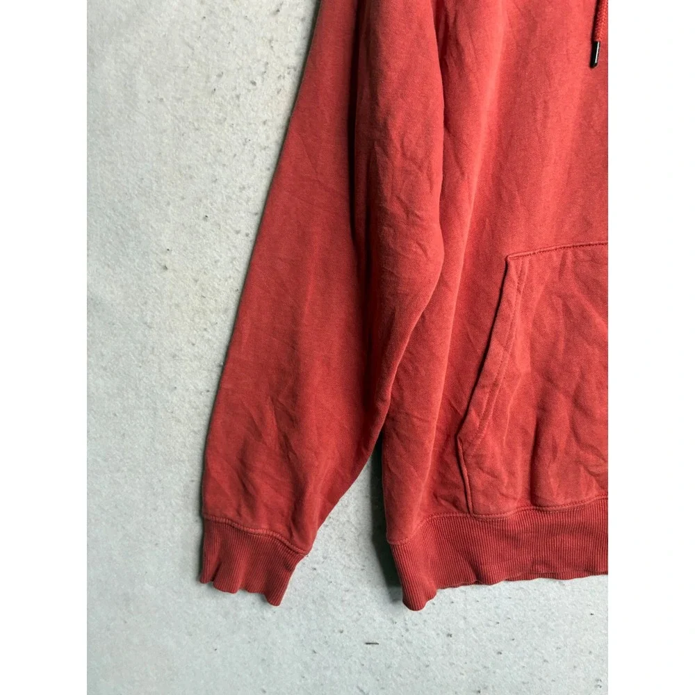 The North Face Mens Red Graphic Pullover Hoodie Never Stop Exploring Size M